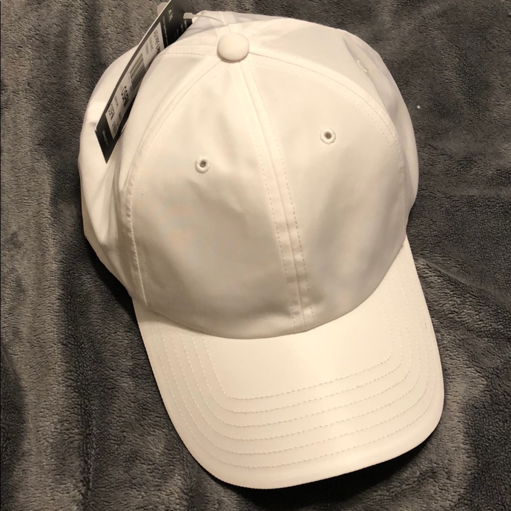 NWT ADIDAS WHITE BASEBALL HAT